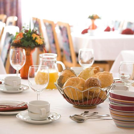 Hotel Gasthof Pension Riebel Etzenricht Экстерьер фото